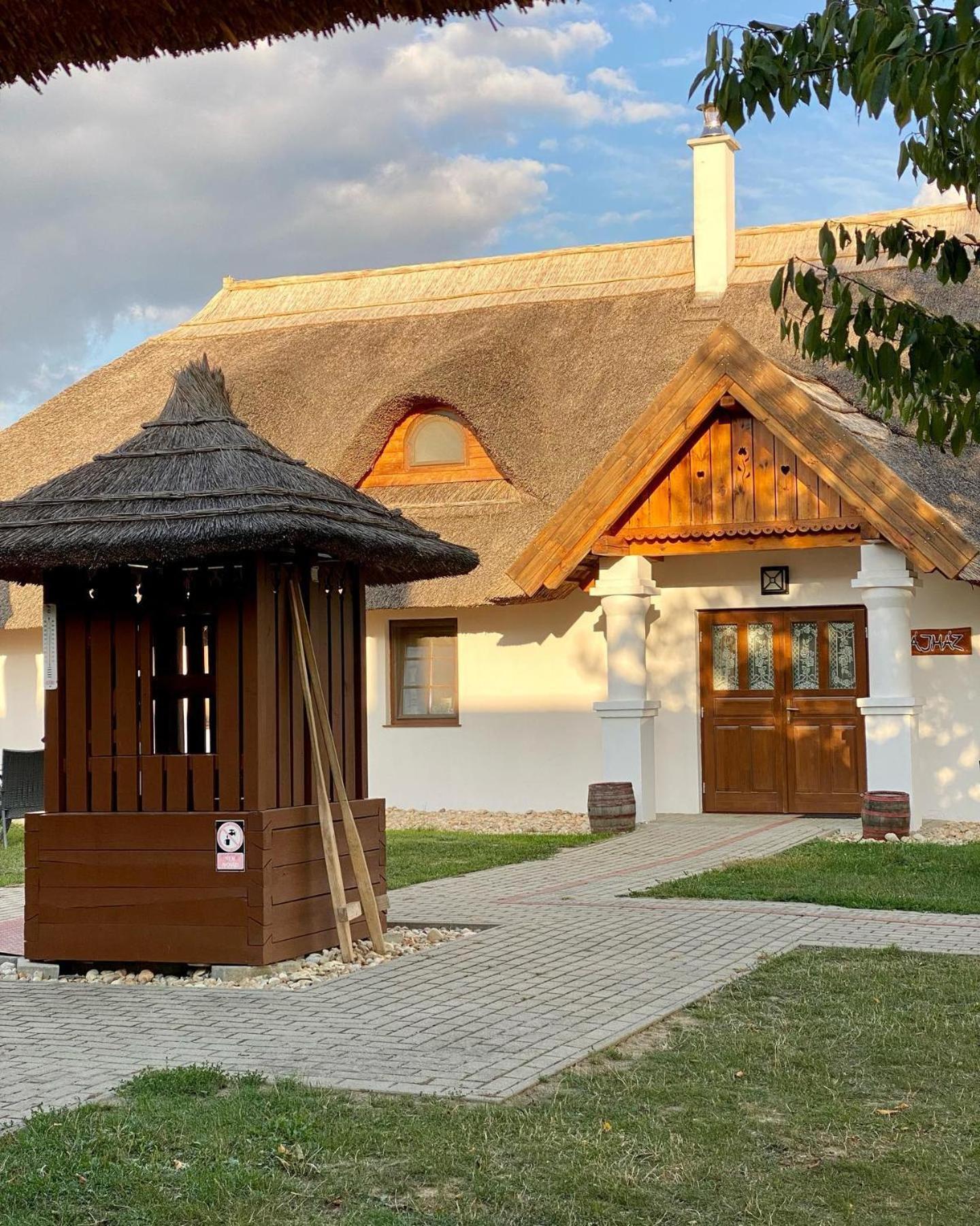 Csodaszarvas Vendeghazak Rabahidveg Exterior photo